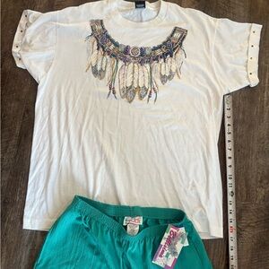 Vintage screen stars best White Graphic T-Shirt and bnwt teddi pants
